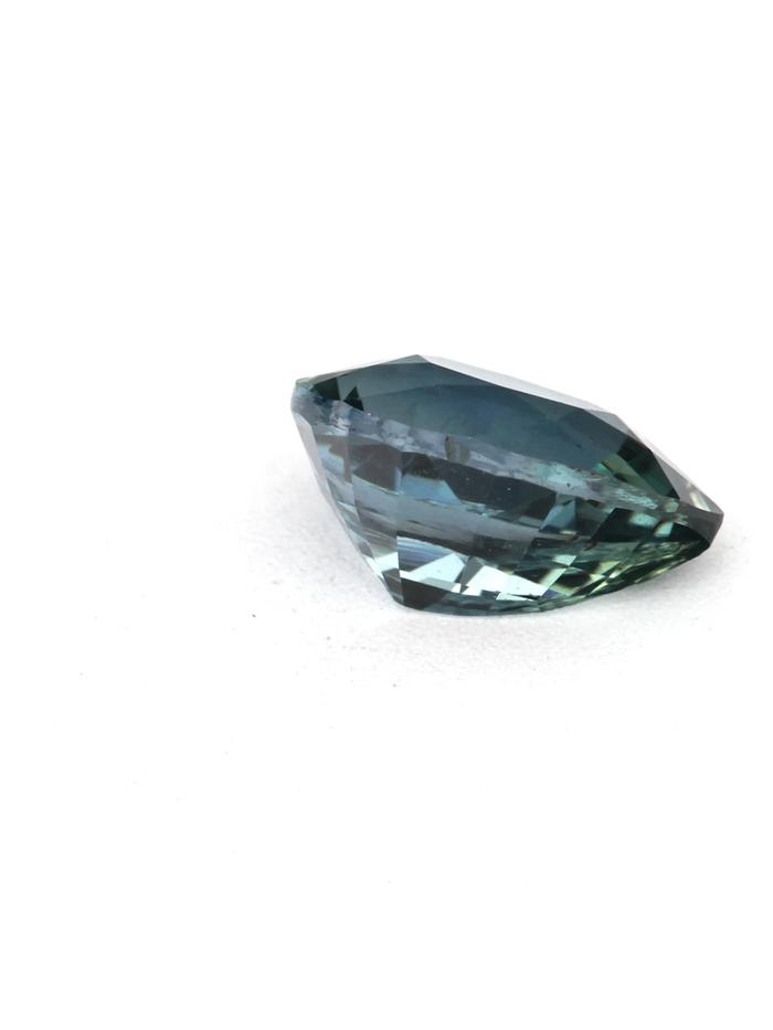 Nangi fine jewelry - teal / Peacock sapphire gemstone in gold