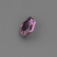 Nangi fine jewelry - pink gemstone in gold