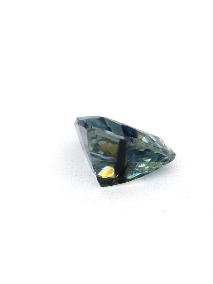 Nangi fine jewelry - blue gemstone in gold