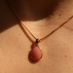 Nangi fine jewelry - pink guava quartz necklace in gold