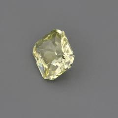 Nangi fine jewelry - yellow gemstone in gold
