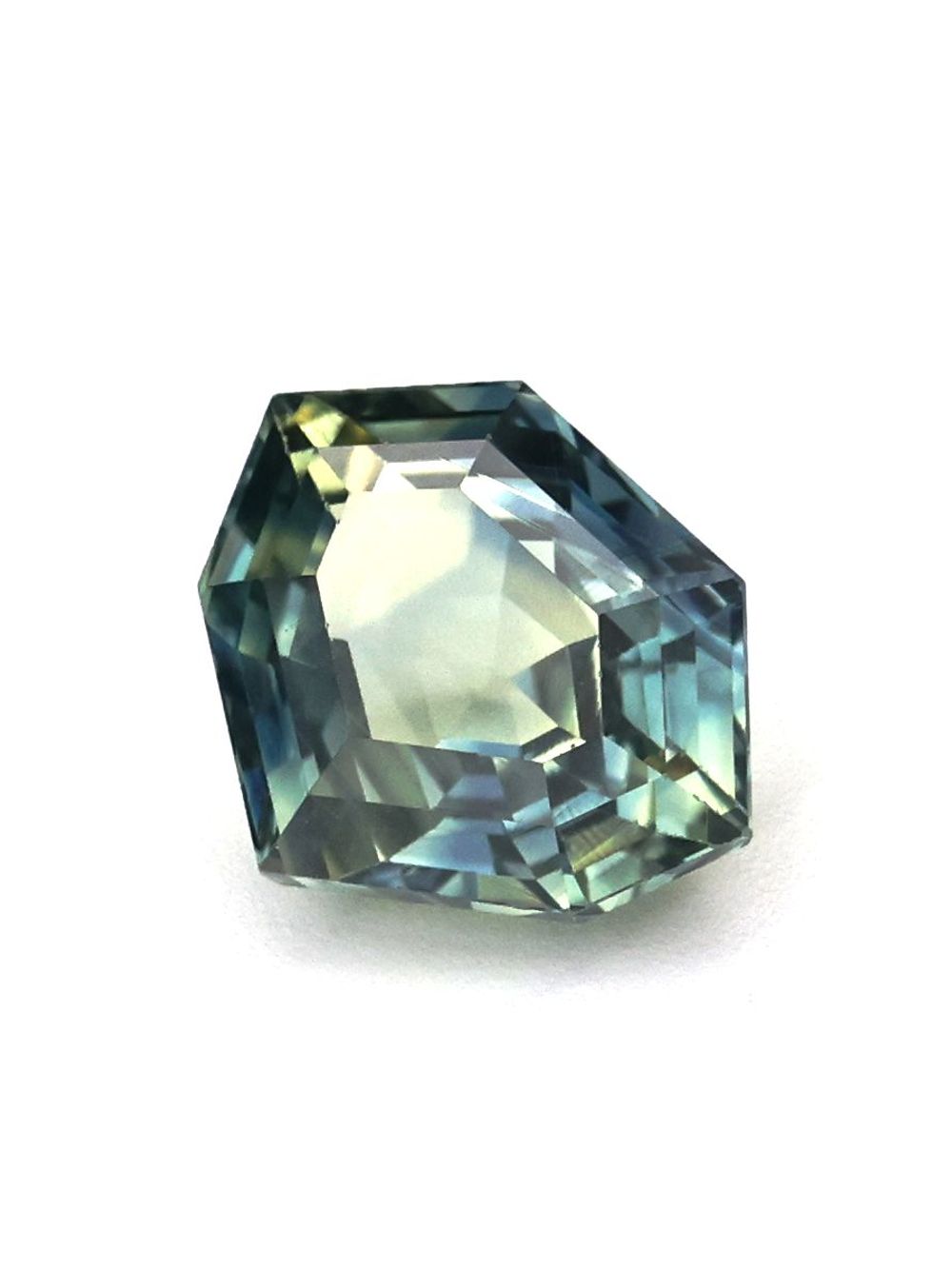 1.20 ct Bicolored, Shield Sapphire