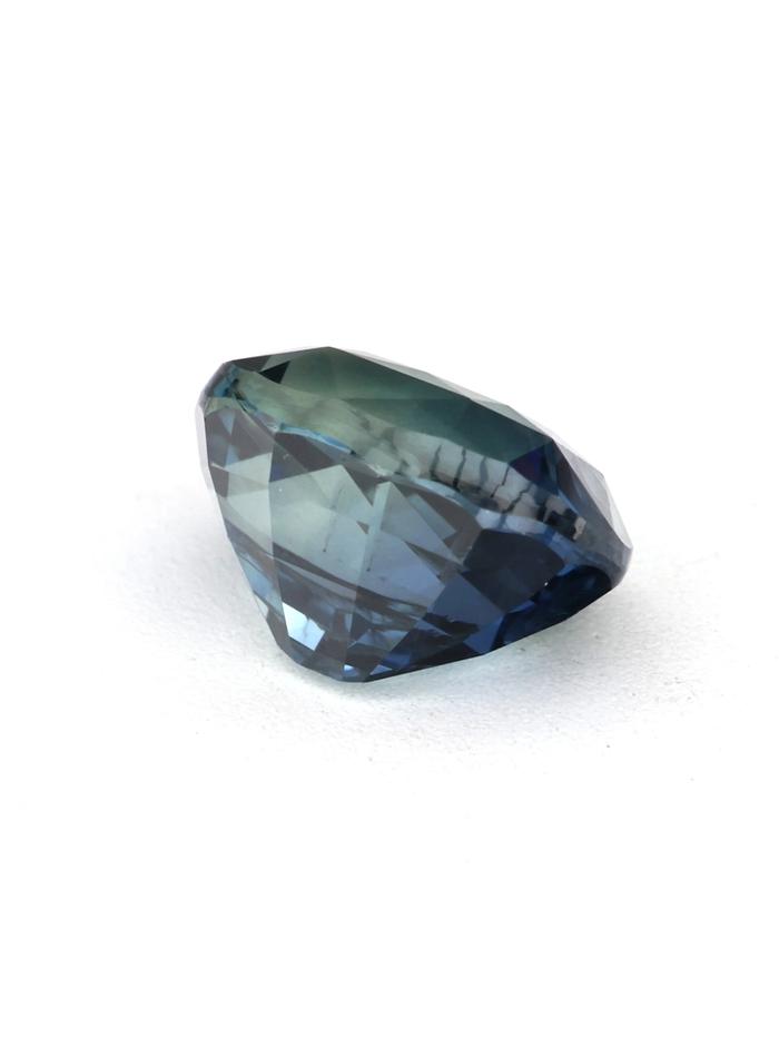 Nangi fine jewelry - blue gemstone in gold