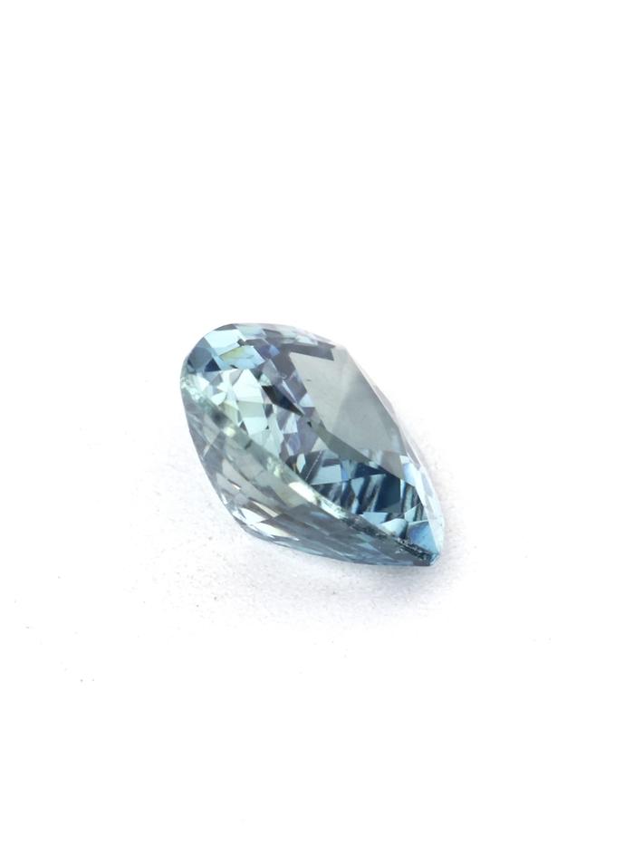 Nangi fine jewelry - blue gemstone in gold