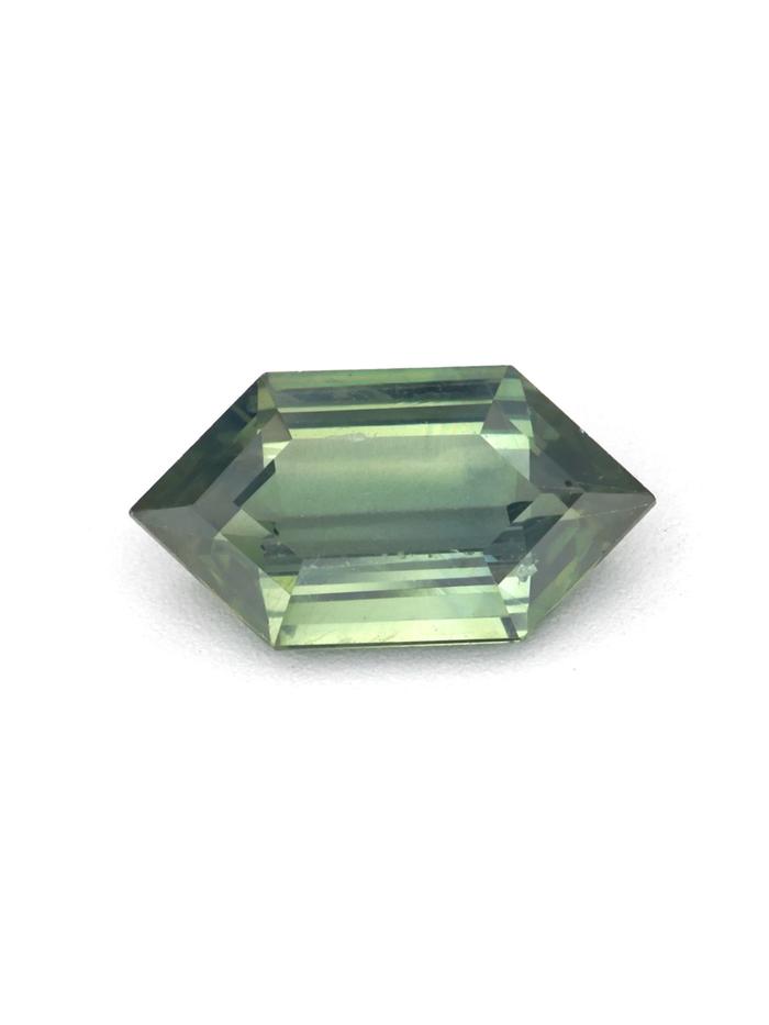 Nangi fine jewelry - green gemstone in gold
