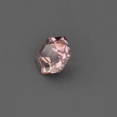 Nangi fine jewelry - pink gemstone in gold