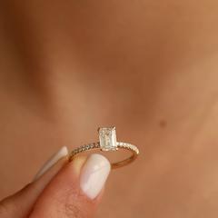 Nangi fine jewelry - white lab-grown diamond ring in gold
