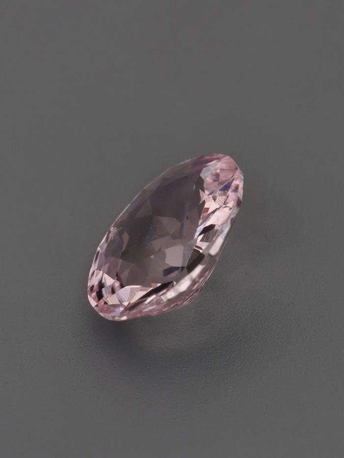 Nangi fine jewelry - pink gemstone in gold