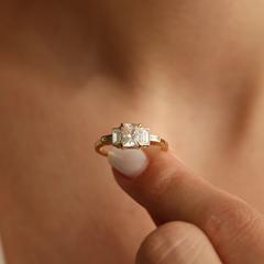 Nangi fine jewelry - pink sapphire ring in yellow gold