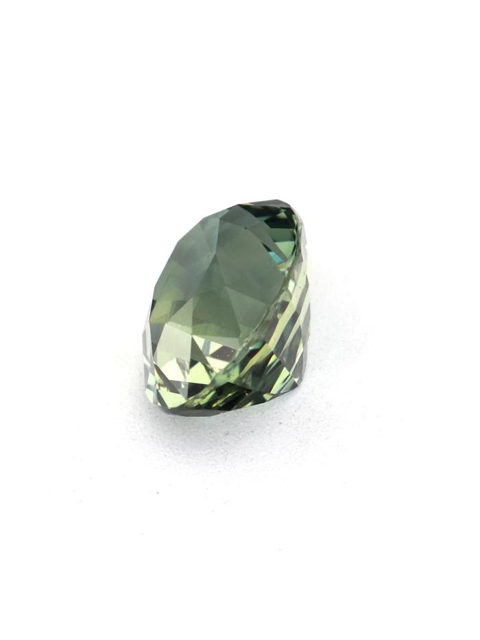 Nangi fine jewelry - green gemstone in gold