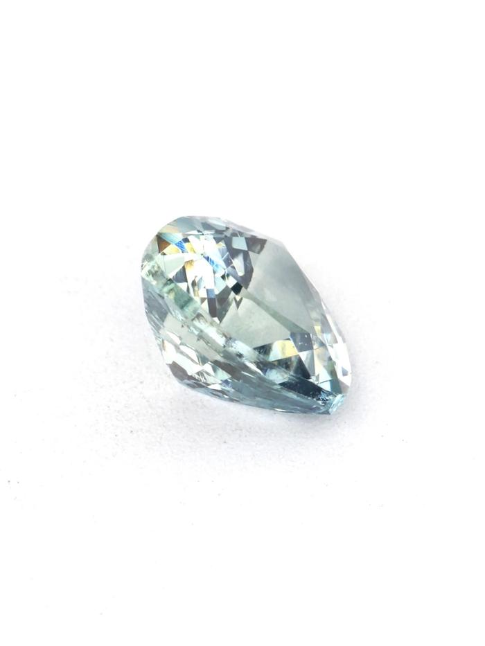 Nangi fine jewelry - blue gemstone in gold