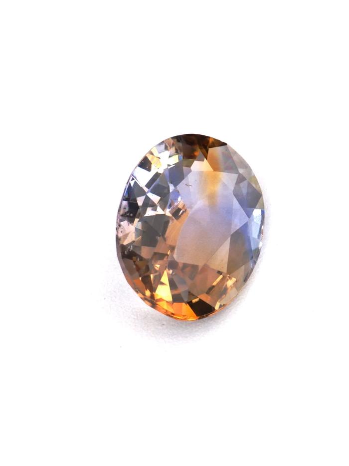 Nangi fine jewelry - purple gemstone in gold