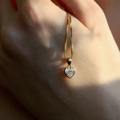 Nangi fine jewelry - white lab-grown diamond pendant in yellow gold