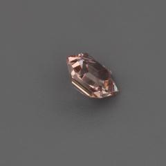 Nangi fine jewelry - pink gemstone in gold