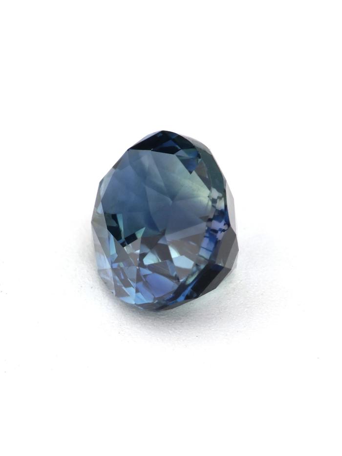 Nangi fine jewelry - blue gemstone in gold