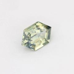Nangi fine jewelry - green sapphire gemstone in gold