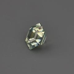 Nangi fine jewelry - green gemstone in gold