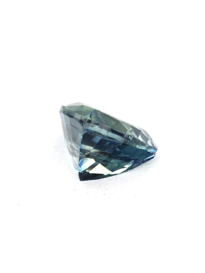 Nangi fine jewelry - blue gemstone in gold