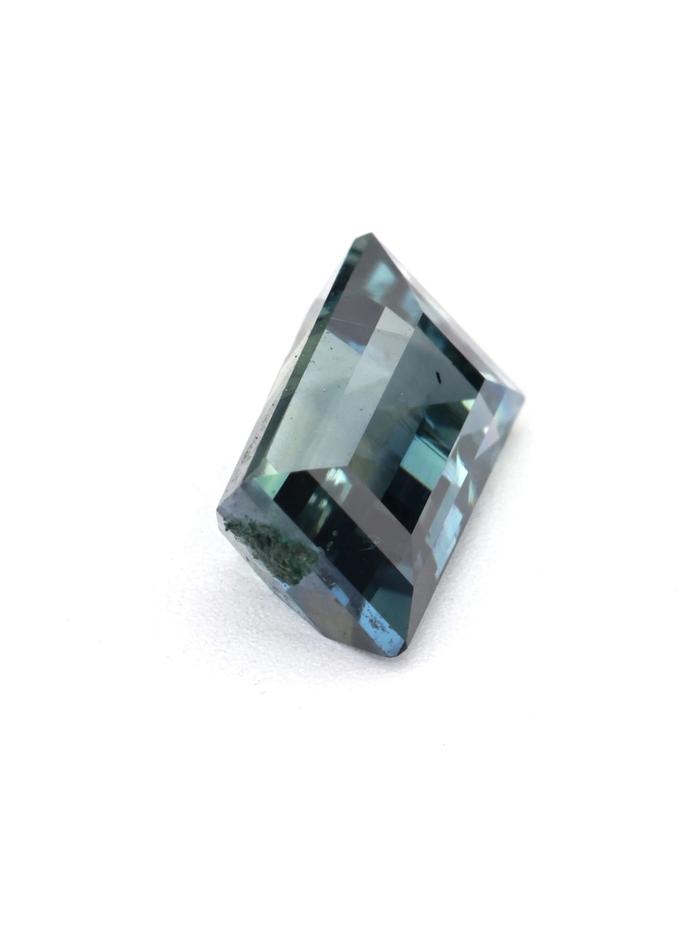 Nangi fine jewelry - blue gemstone in gold