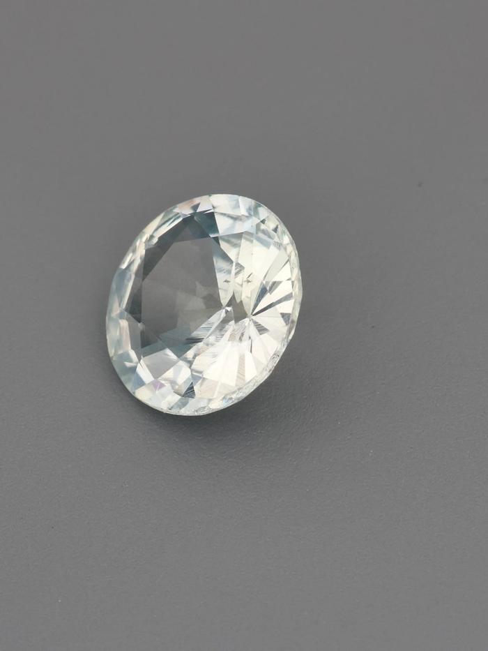 Nangi fine jewelry - blue gemstone in gold