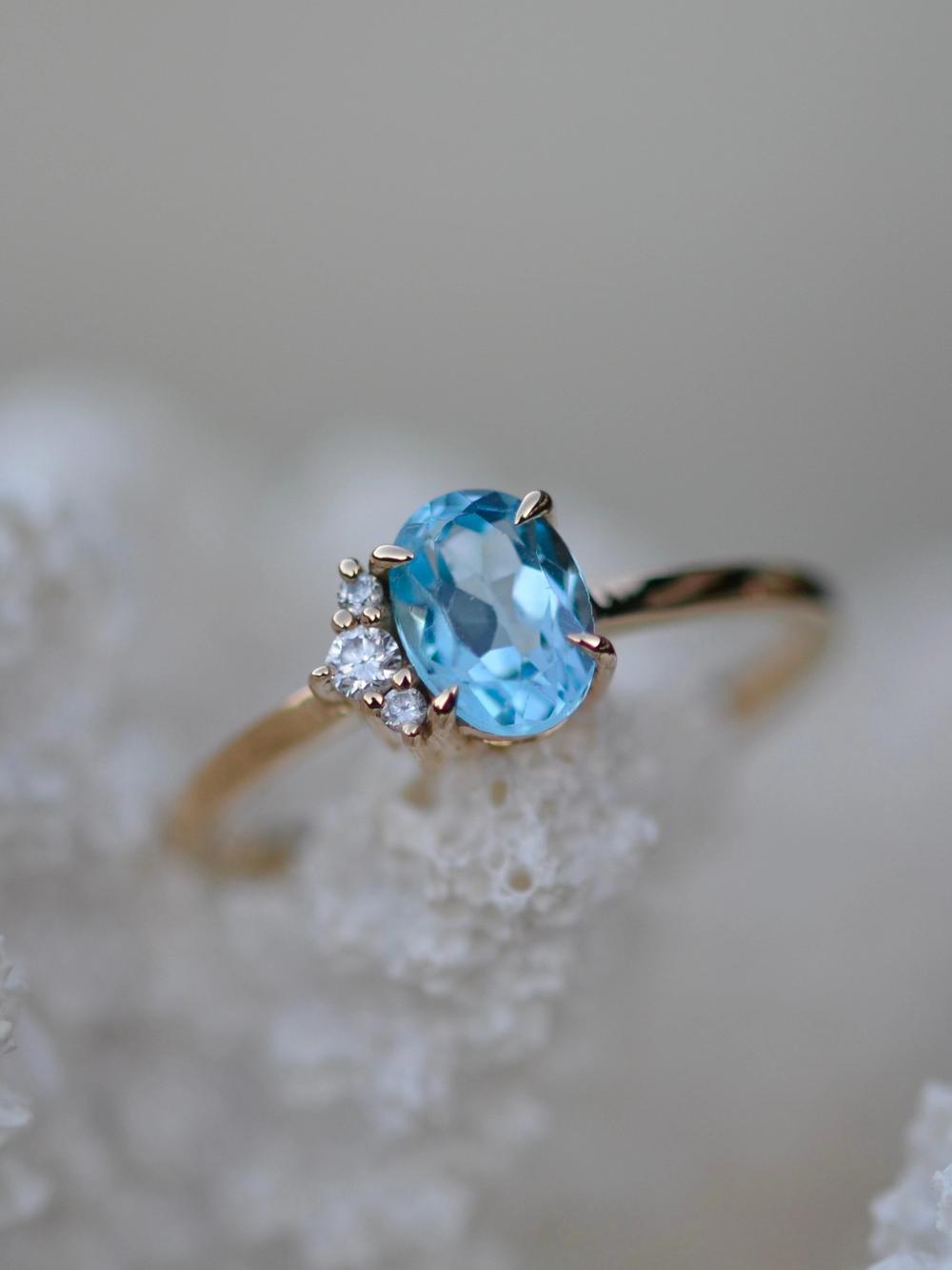 Topaz & Diamonds 