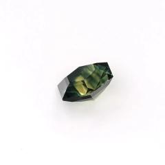 Nangi fine jewelry - green sapphire gemstone in gold