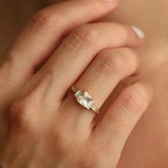 Nangi fine jewelry - pink sapphire ring in yellow gold