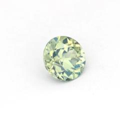 Nangi fine jewelry - green gemstone in gold