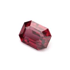 Nangi fine jewelry - red ruby gemstone in gold
