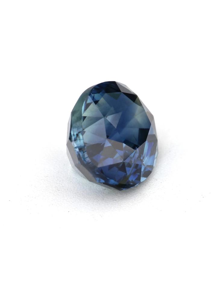 Nangi fine jewelry - blue gemstone in gold