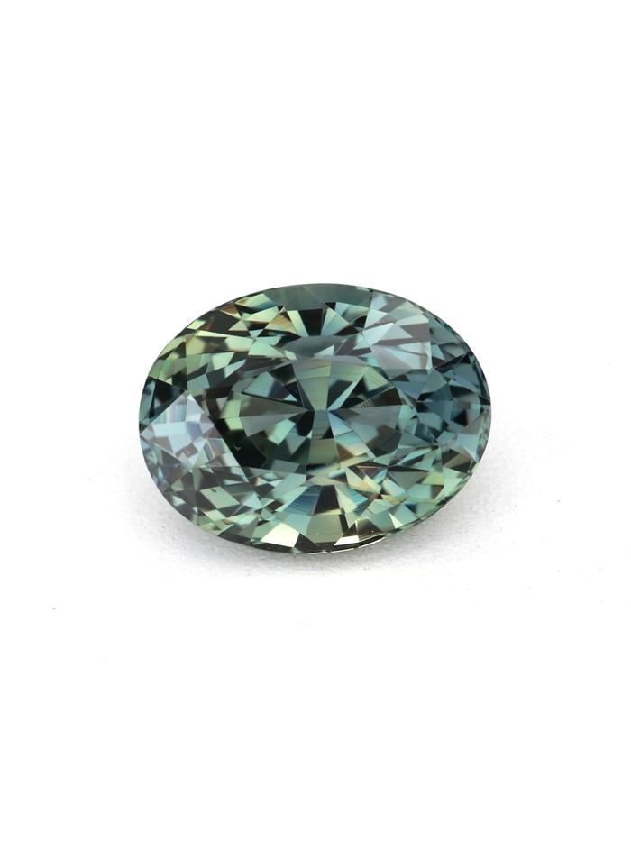 Nangi fine jewelry - green gemstone in gold