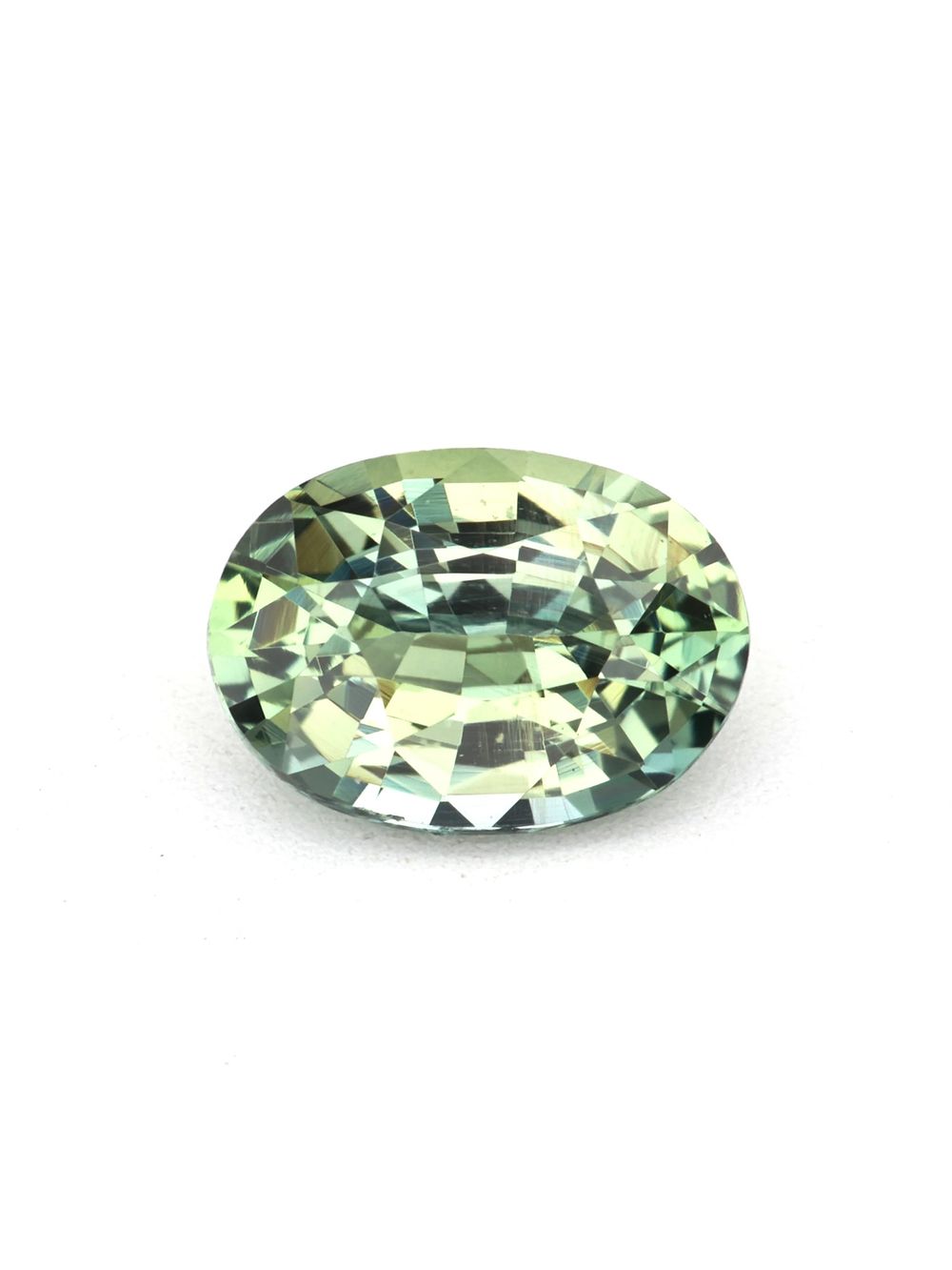 Golden Aurora Sapphire — 0.78 ct Oval Cut