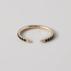 Nangi fine jewelry - black ring in yellow gold