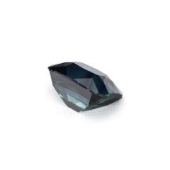 Nangi fine jewelry - green gemstone in gold