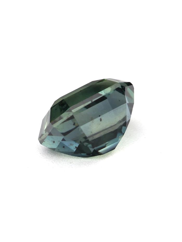 Nangi fine jewelry - green gemstone in gold