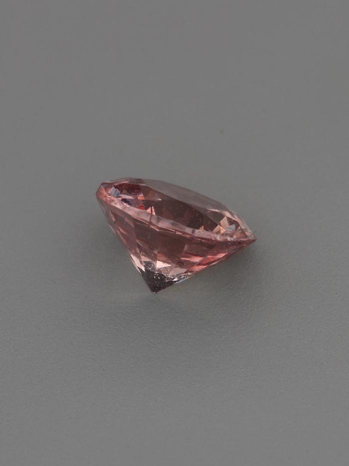 Nangi fine jewelry - pink gemstone in gold