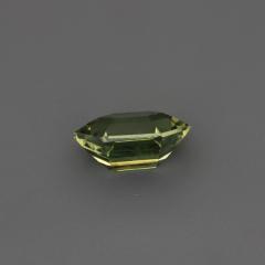 Nangi fine jewelry - green gemstone in gold