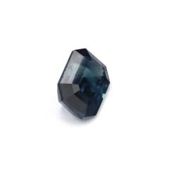 Nangi fine jewelry - green sapphire gemstone in gold