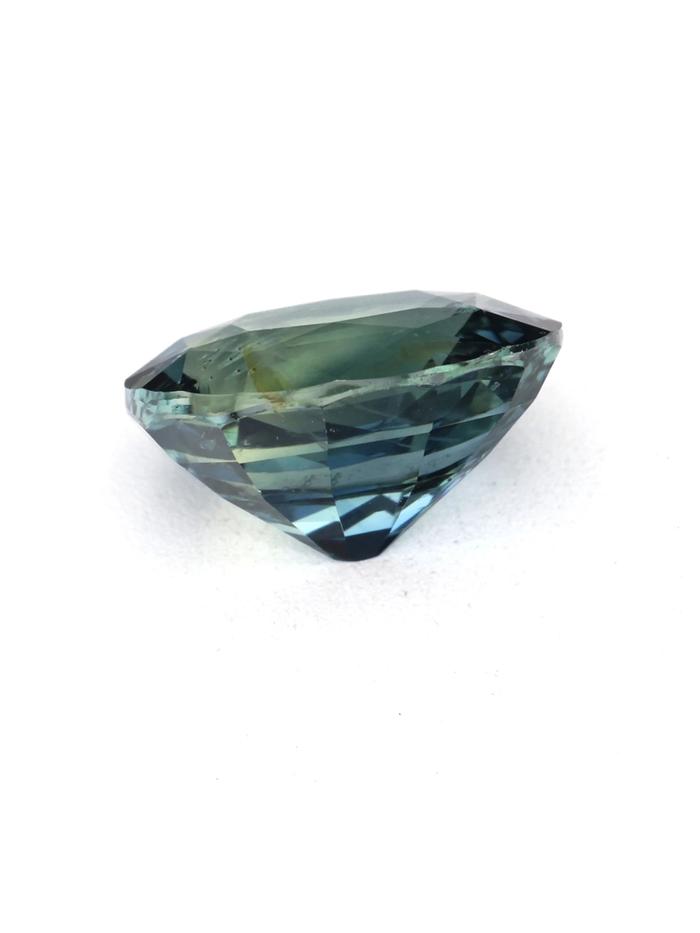 Nangi fine jewelry - teal / Peacock sapphire gemstone in gold