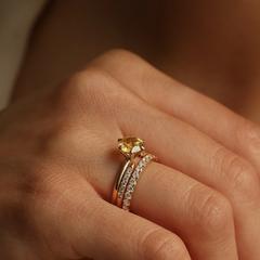Nangi fine jewelry - yellow ring in yellow gold