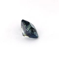 Nangi fine jewelry - green sapphire gemstone in gold