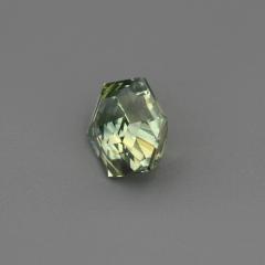 Nangi fine jewelry - green sapphire gemstone in gold