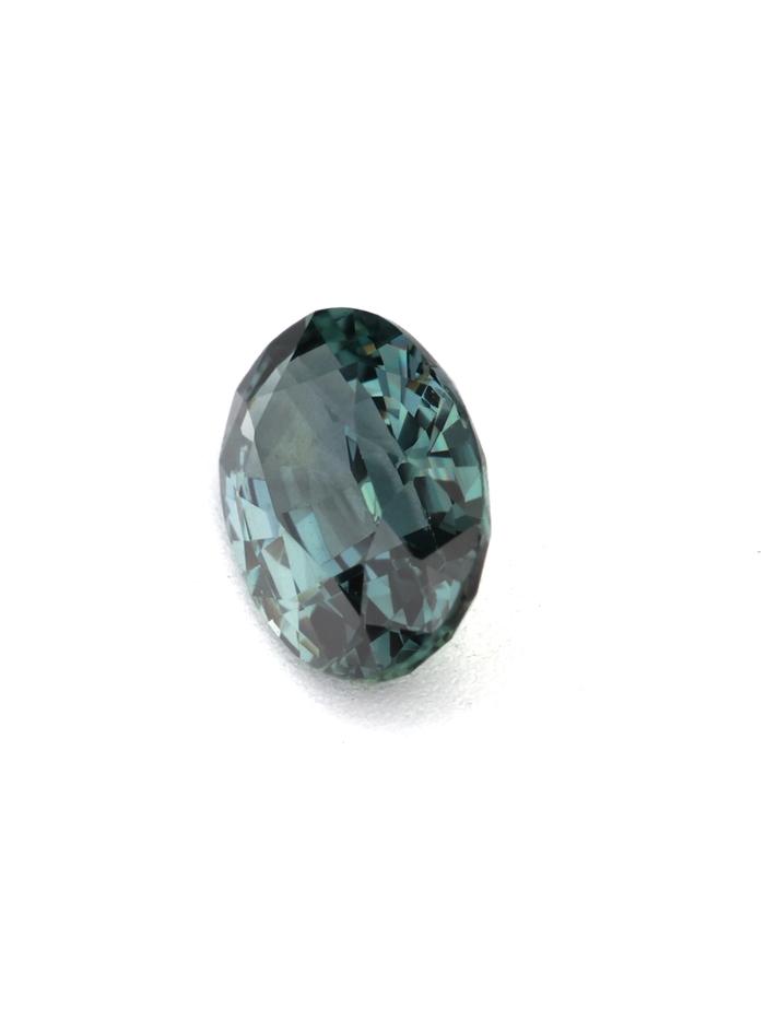 Nangi fine jewelry - green gemstone in gold