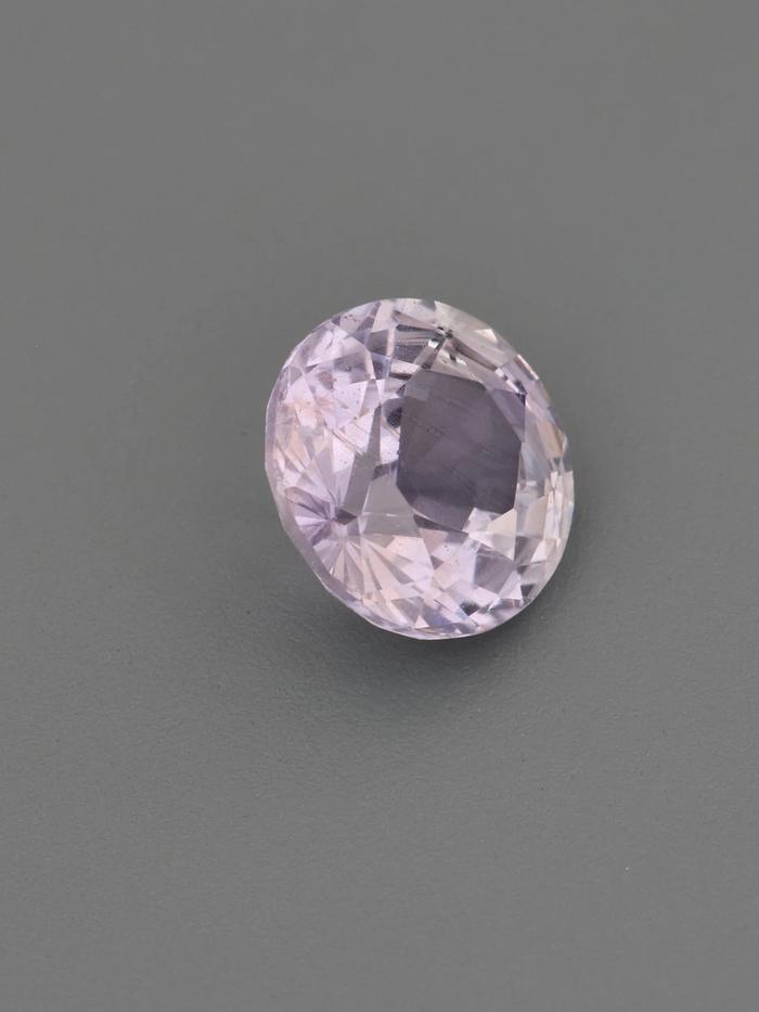 Nangi fine jewelry - purple gemstone in gold