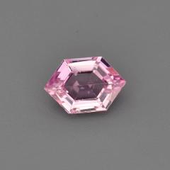 Nangi fine jewelry - pink gemstone in gold