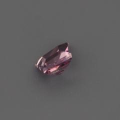 Nangi fine jewelry - pink gemstone in gold