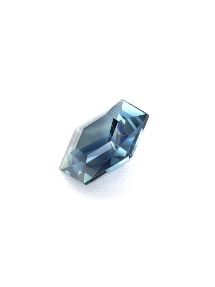 Nangi fine jewelry - teal / Peacock gemstone in gold