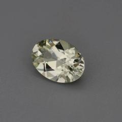 Nangi fine jewelry - green gemstone in gold