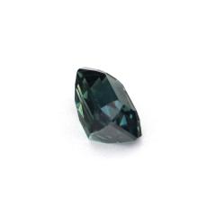 Nangi fine jewelry - green sapphire gemstone in gold