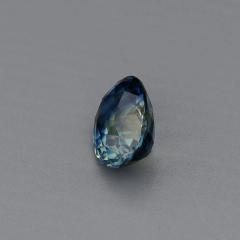 Nangi fine jewelry - blue sapphire gemstone in gold